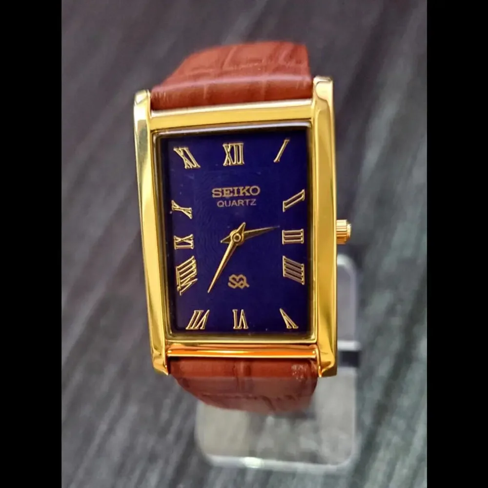 NOS Men's  Slim Seiko Gold Tank Rectangular Blue‎ Dial New Mvt & Batt 🌟 - Picture 6 of 7